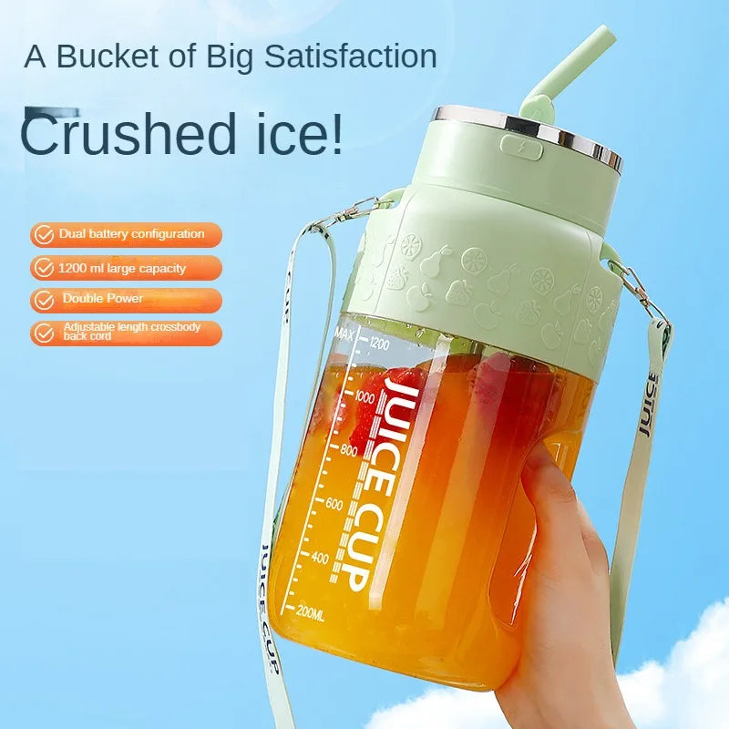 Portable Fruit Juicer Cup